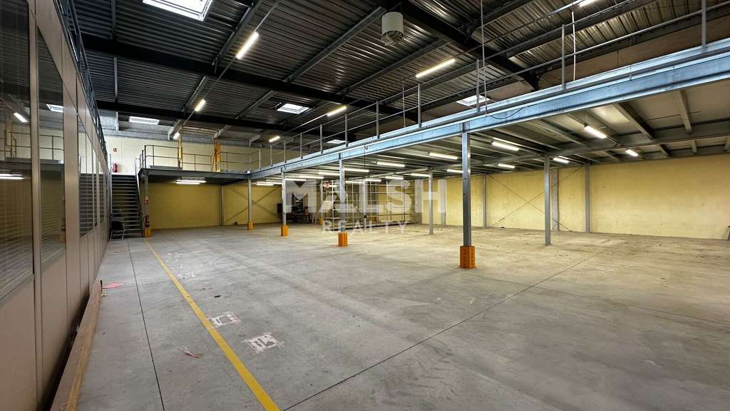 Bâtiments d'activités à vendre à Rillieux-la-Pape
