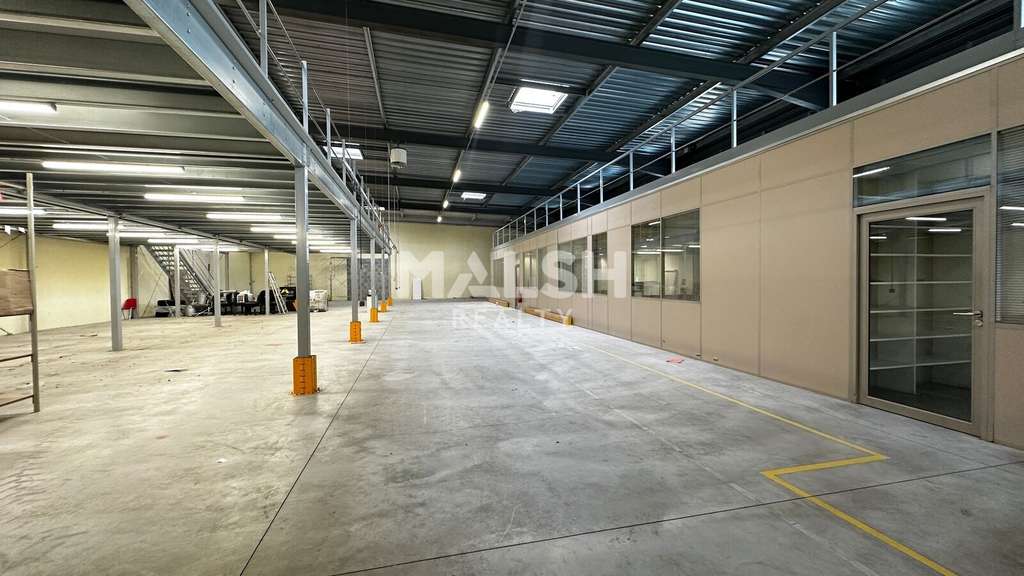 Bâtiments d'activités à vendre à Rillieux-la-Pape