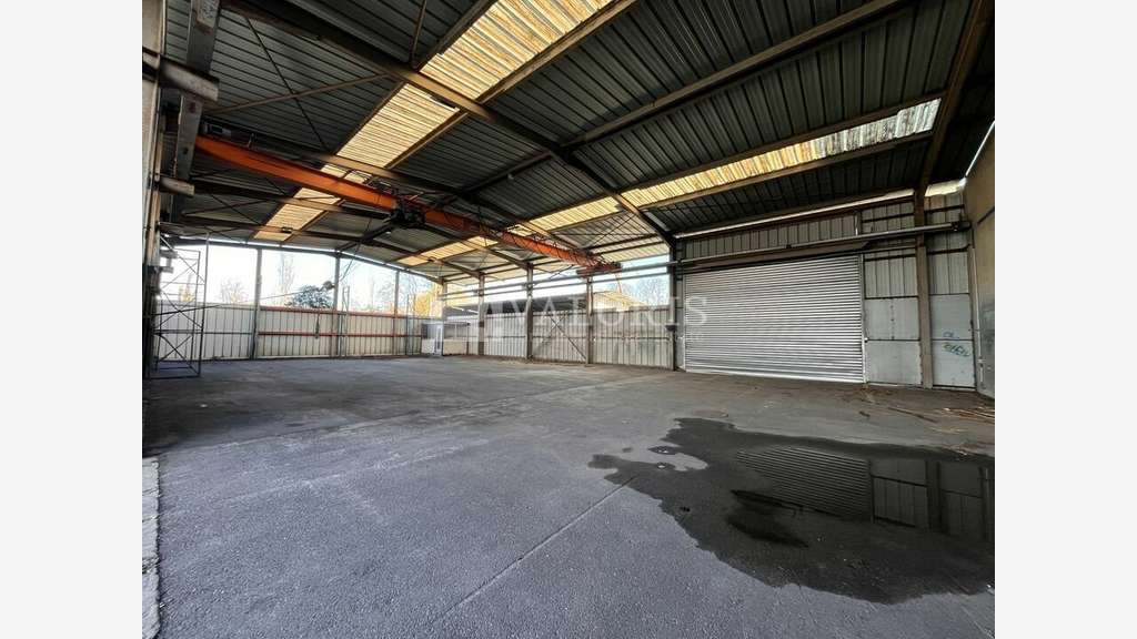 Entrepôt logistique à vendre à Rillieux-la-Pape