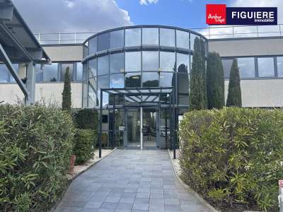 Vente bâtiment mixte indépendant 4631m² à Rousset