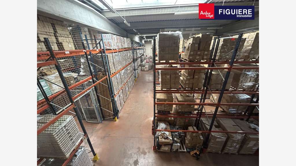 Vente bâtiment mixte indépendant 4631m² à Rousset