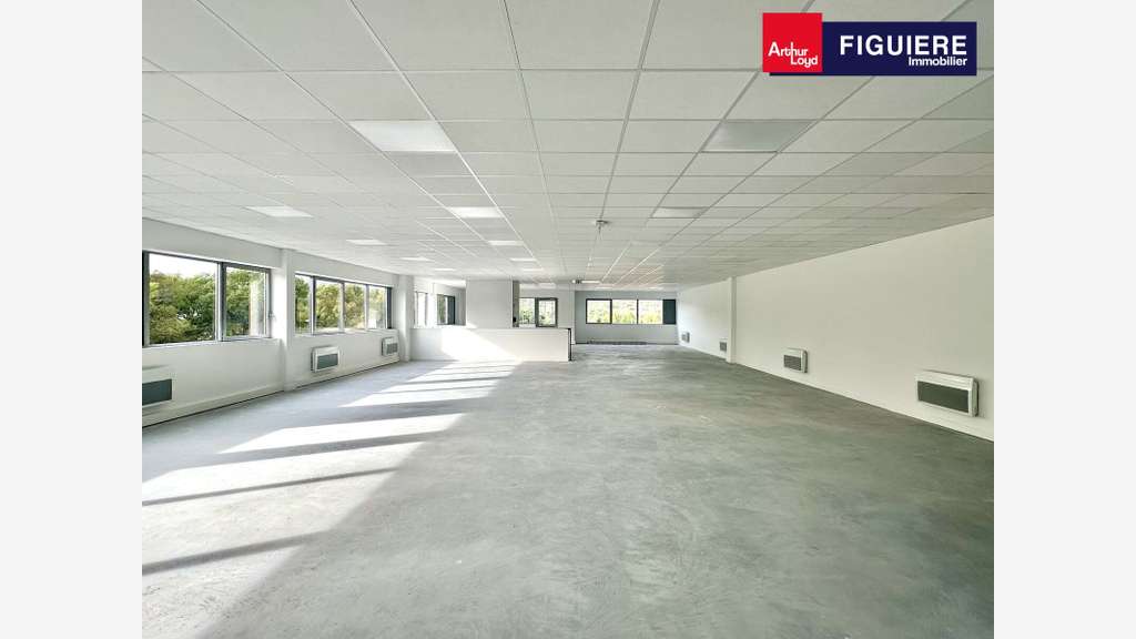 DERNIER LOT DISPONIBLE - Programme neuf de locaux