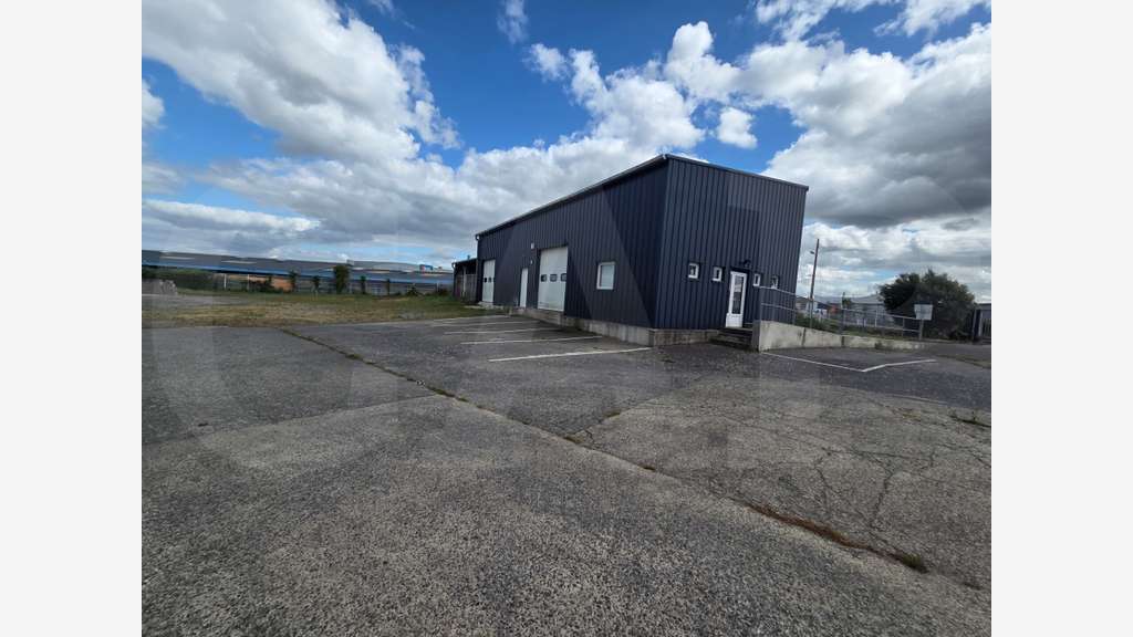 A vendre local d'activité 160m² ZA Saint-Brieuc