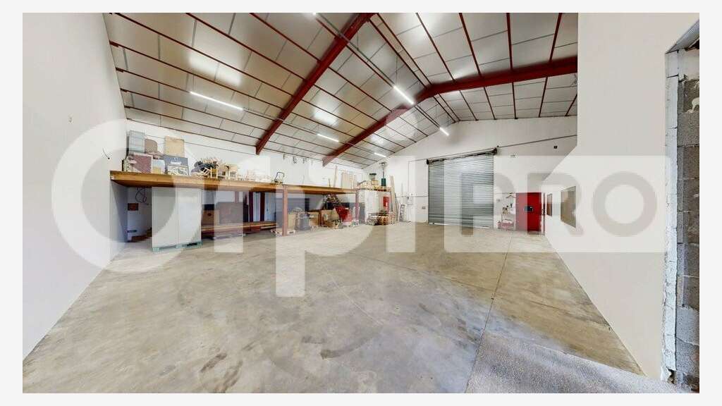 Local d'activité 545m² à St-Didier-sur-Chalaronne