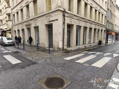 Vente local commercial 240m² Saint-Étienne centre