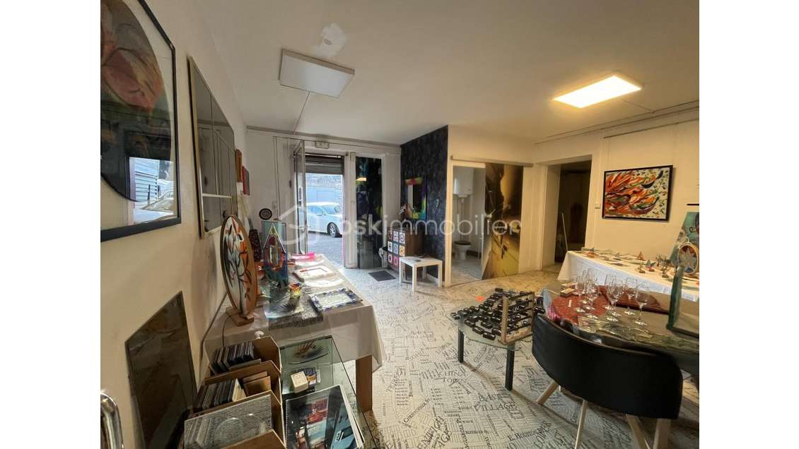 OPPORTUNITE A SAISIR LOCAL ARTISANAL 81M2 UNIEUX