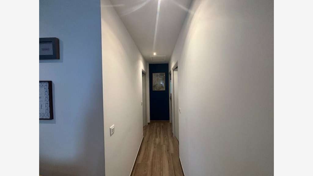 Vente local professionnel 44m² St-Etienne-du-Grès