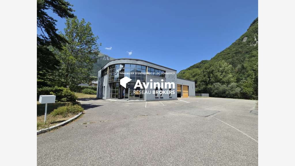 Bâtiment d'activité indépendant à vendre - Saint F