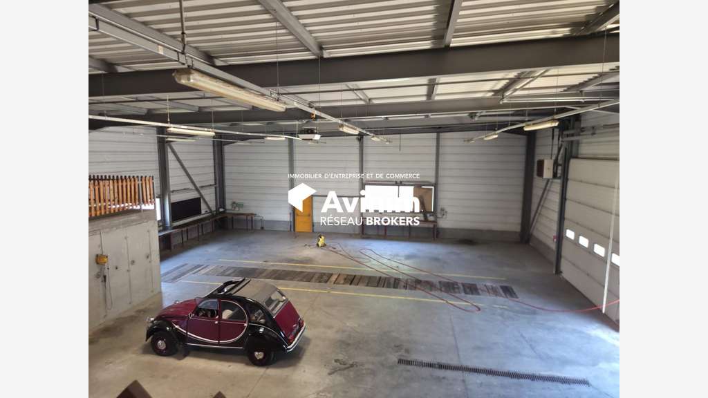 Bâtiment d'activité indépendant à vendre - Saint F