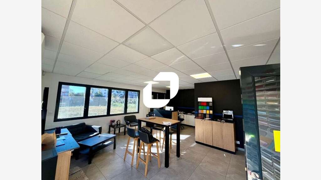 Vente Local d'activité 268m² Saint fons