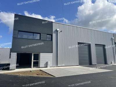 A vendre cellules 1070m² à Saint-Jean-de-Boiseau