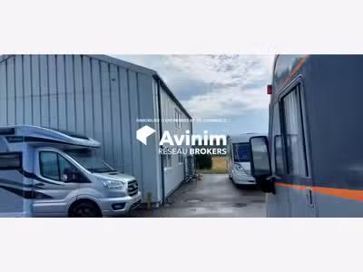 Vente local pro 250m²+ logement pour artisan 01