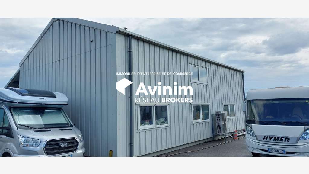 Vente local pro 250m²+ logement pour artisan 01