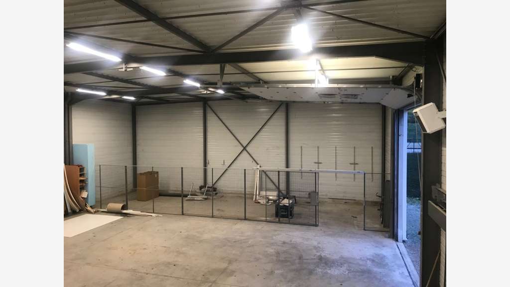 Vente local d'activités 300m² proche de Beaune