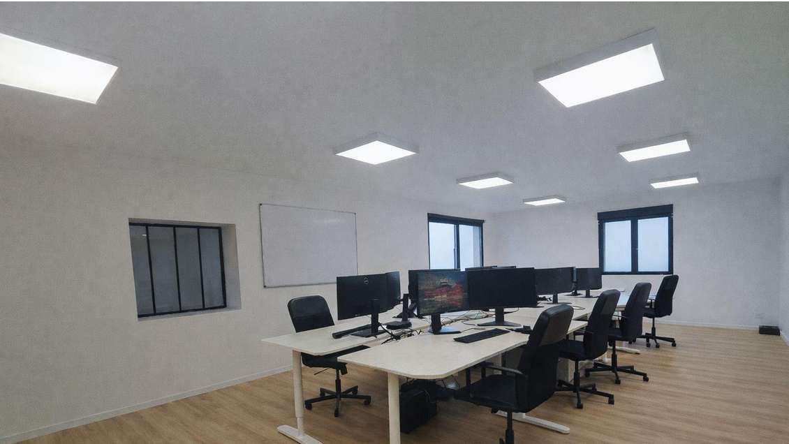 Vente double hangar + bureaux loués à Saint-Memmie