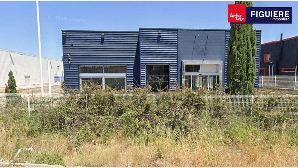 AV local d'activité 997m² à St Mitre les Remparts
