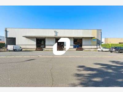 Vente Local d'activité 2478m² Saint ouen l'aumone