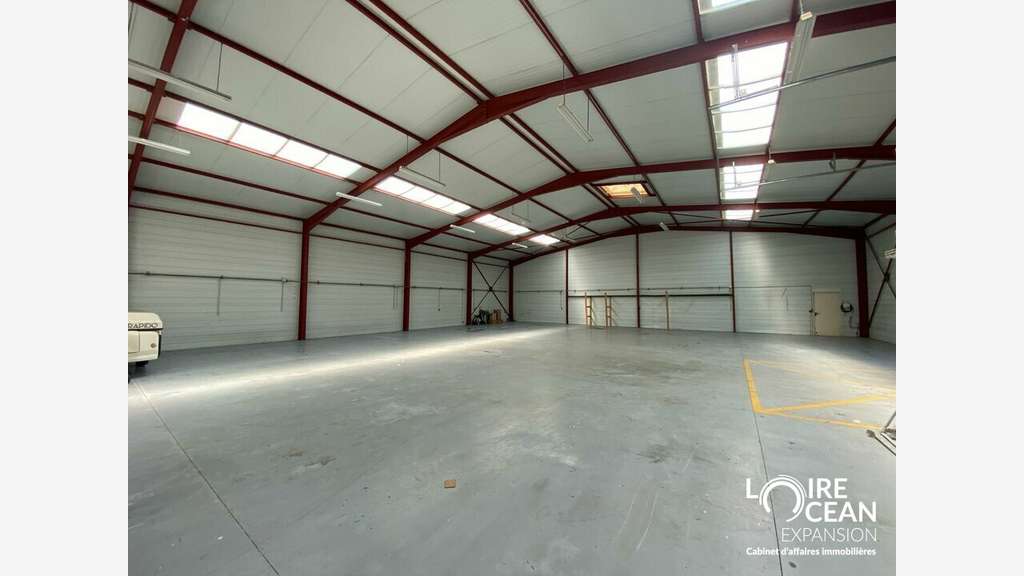 AV local activité 600m² St-Philbert-de-Grand-Lieu