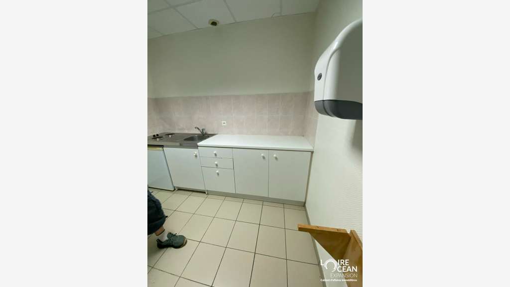 AV local activité 600m² St-Philbert-de-Grand-Lieu
