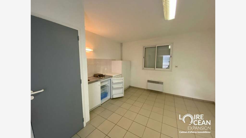 AV local activité 600m² St-Philbert-de-Grand-Lieu