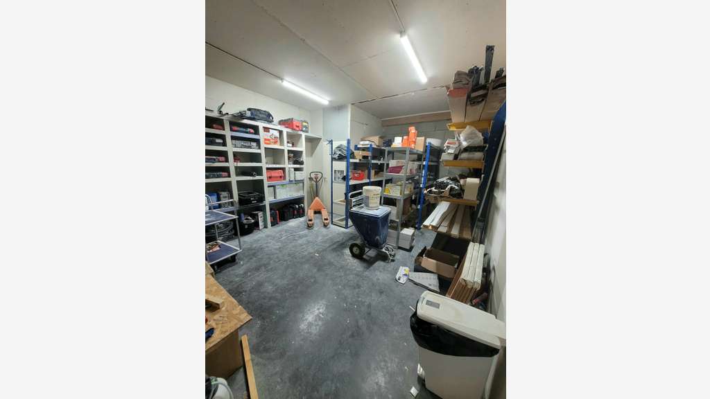Vente local d'activité 400m² St-Quentin-Fallavier
