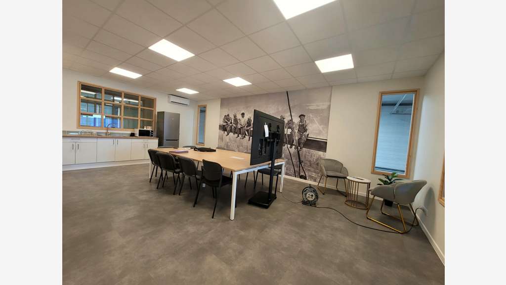 Vente local d'activité 400m² St-Quentin-Fallavier