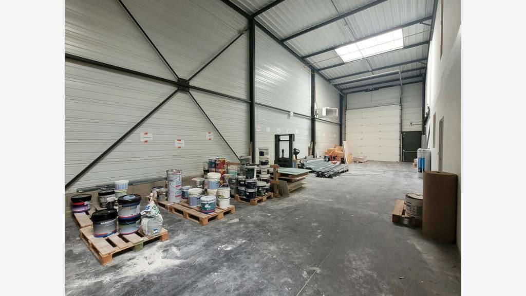 Vente local d'activité 400m² St-Quentin-Fallavier