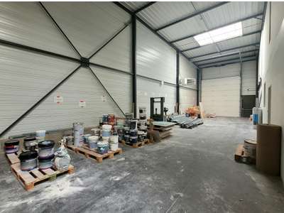 Vente Locaux d'activités - Entrepôts à Saint-Quentin-Fallavier
