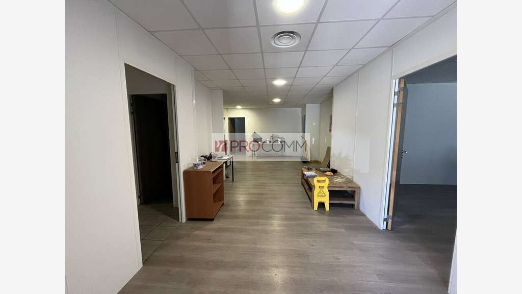AV local d'activité 1200m² St-Rémy empl privilégié