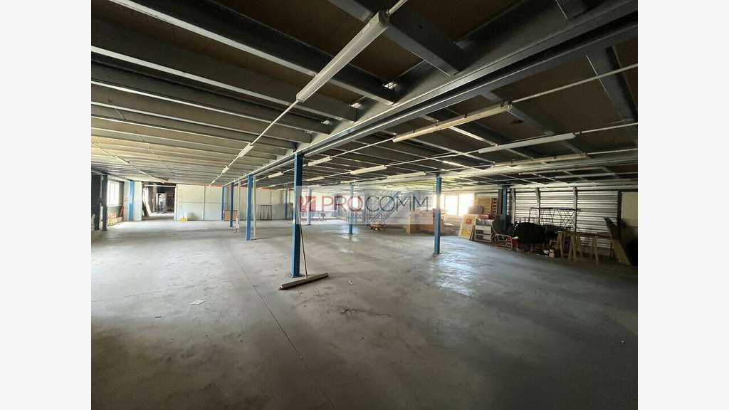AV local d'activité 1200m² St-Rémy empl privilégié