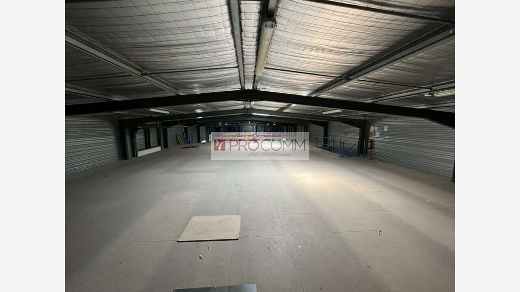 AV local d'activité 1200m² St-Rémy empl privilégié
