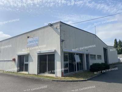 A vendre local d'activités 975m² à Saint-Samson 
