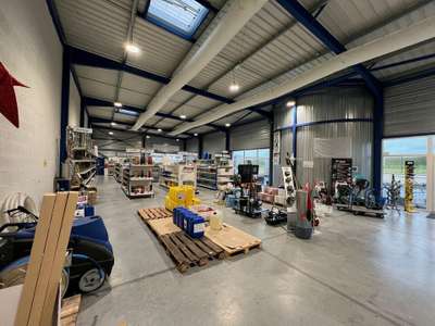 Vente Locaux d'activités - Entrepôts à Salles-d'Angles