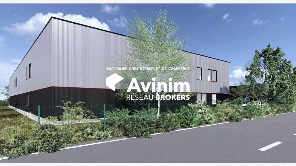 Locaux 223m² à vendre ZAE de Savigneux