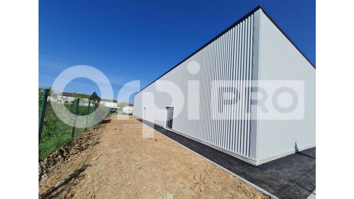 Vente local activité 770m² neuf ZI proche Soissons