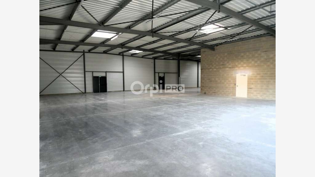 Vente local activité 770m² neuf ZI proche Soissons