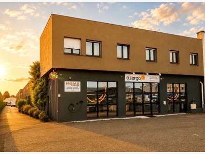 1 200m² de locaux tertiaires à Strasbourg Meinau, 