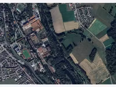 À vendre – Friche industrielle de 40 hectares à Th
