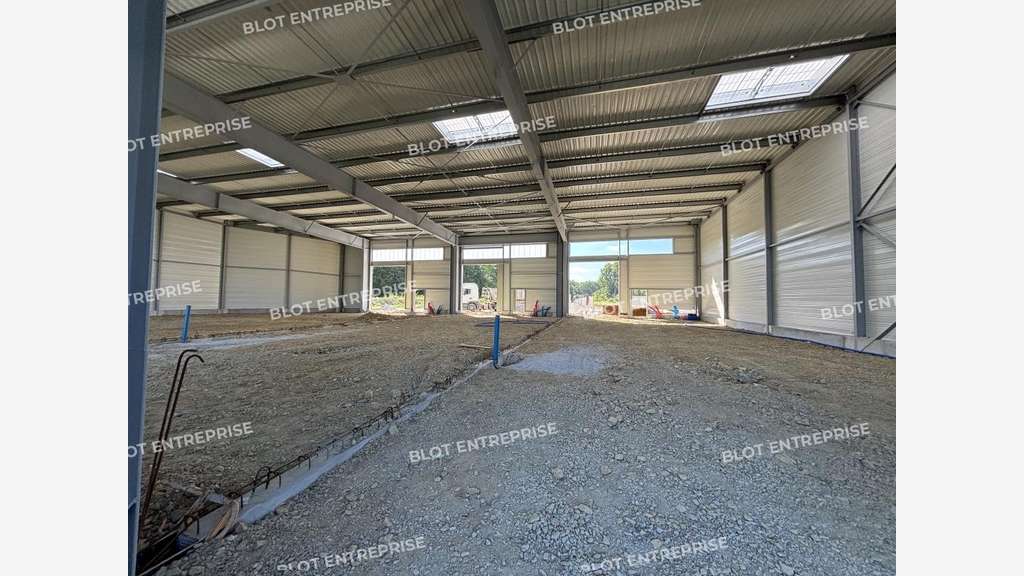 A vendre cellule d'activités 220m² Thouaré/Loire