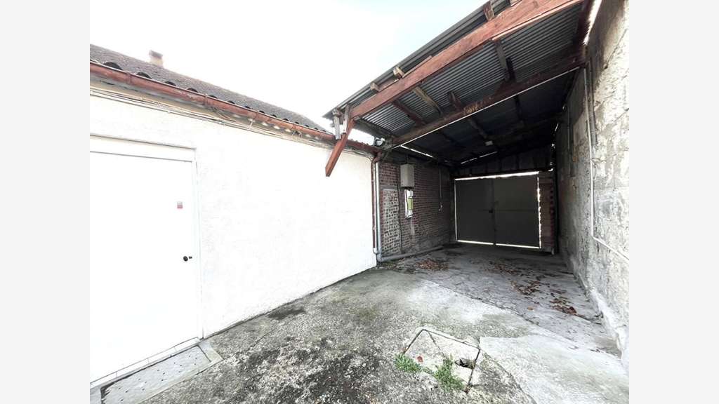 Vente murs commerciaux libres 126m² à Thourotte