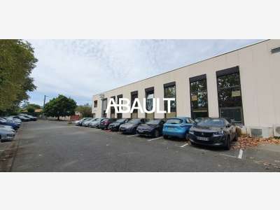 Local 1547m² à vendre à Toulouse zone de Thibaud