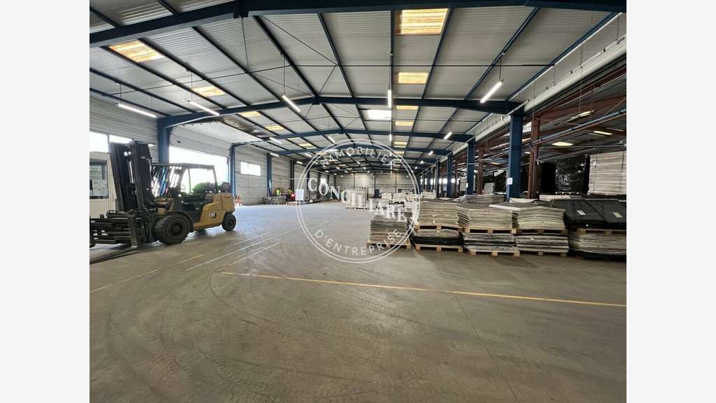 Entrepôt de 3572m² à vendre à Toulouse Thibaud