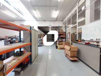 Vente Local d'activité 862m² Trappes
