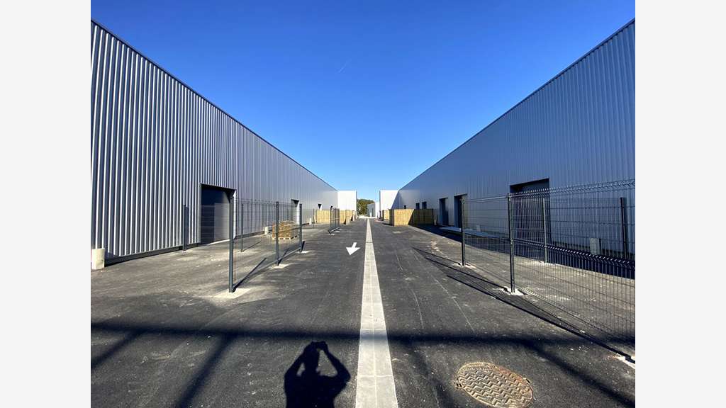 Opportunité rare vente locaux neufs à Treillières