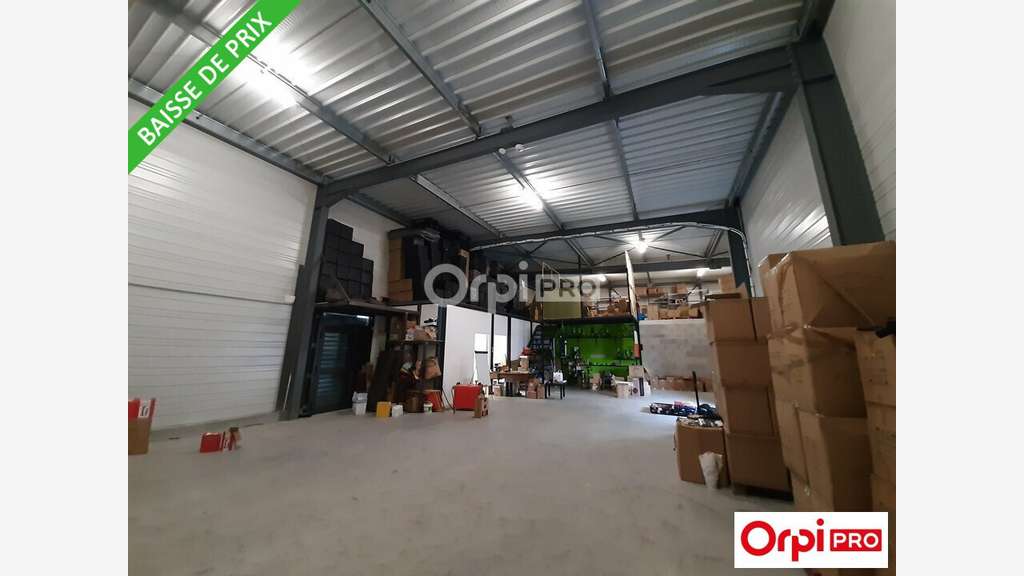 Local d'activité 540m² à vendre à Valence