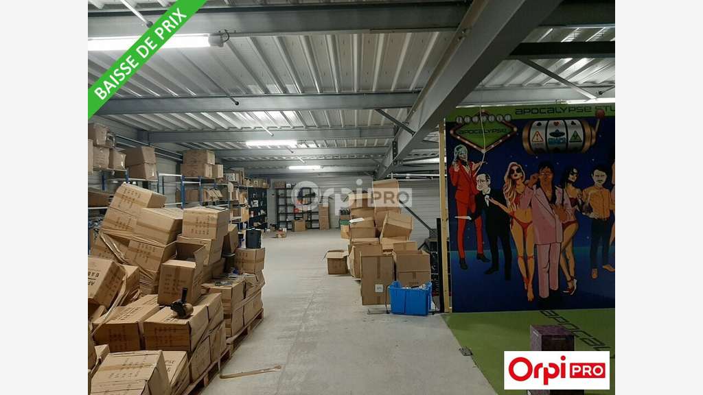 Local d'activité 540m² à vendre à Valence