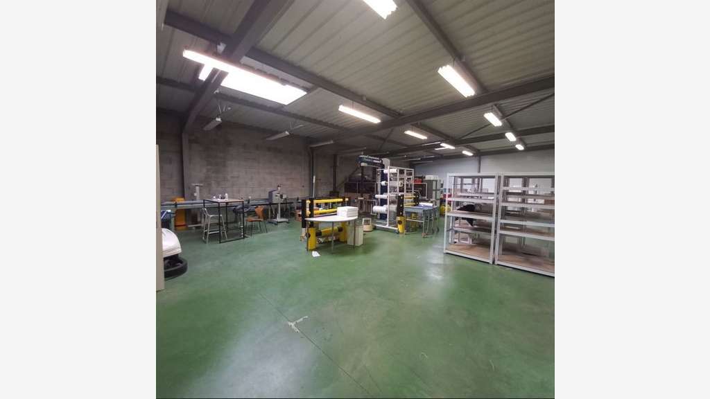 Vente bâtiment d'activité mixte 900m² à Valence