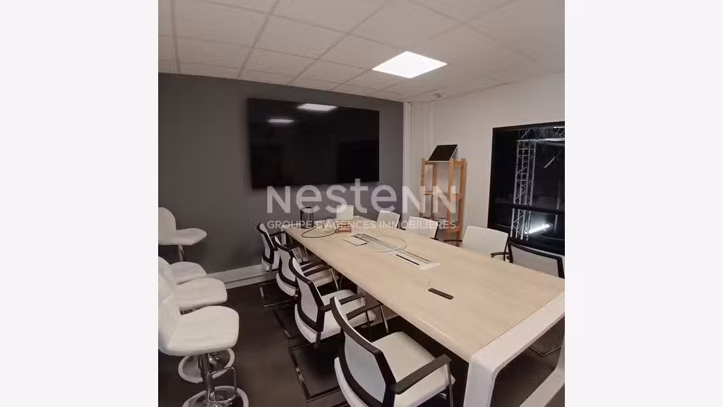 A vendre local d'activité Vannes 6 pièces 240 m2