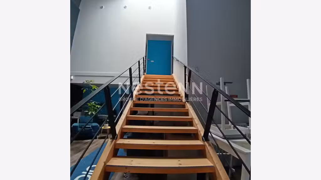 A vendre local d'activité Vannes 6 pièces 240 m2