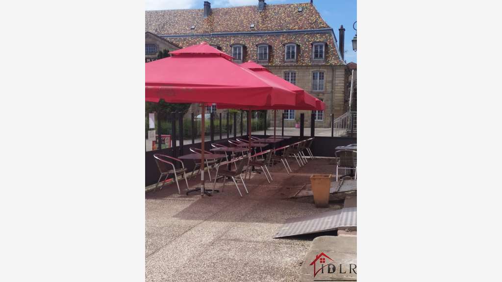 Vente ensemble immobilier de restaurant et hôtel